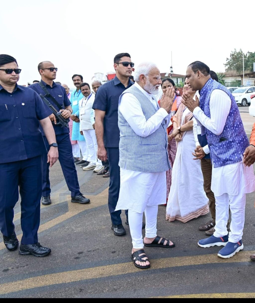 modi8